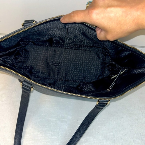 Kate Spade New York Larchmont Avenue Logo Black Leather Penny Tote Bag - Picture 7 of 17